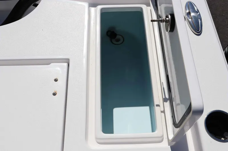 Slide: The Image of Sportsman Masters 227 Bay Boat 2024 - 13