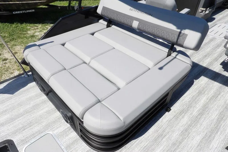 Slide: The Image of 2026 Bennington M Swingback 24 MSB boat seat, featuring sleek gray upholstery. - 41