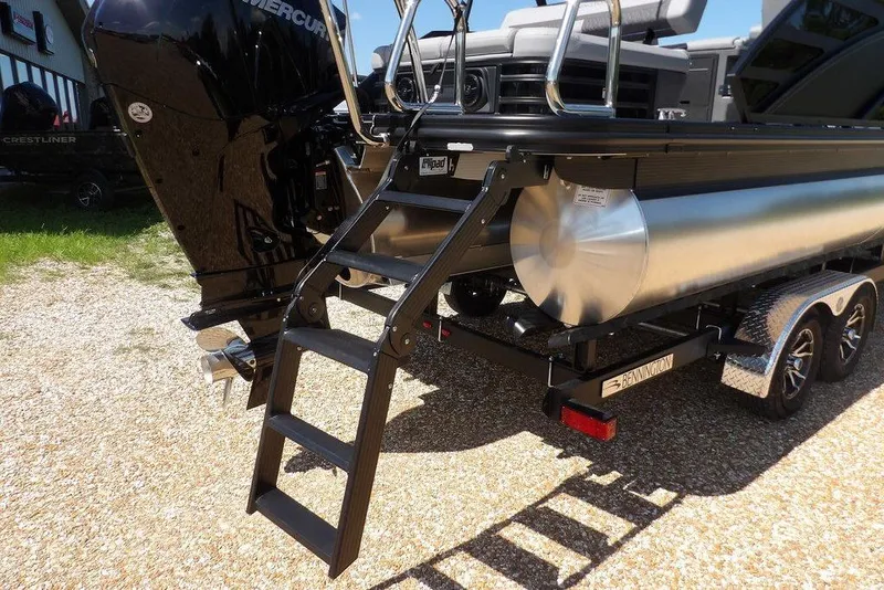 Slide: The Image of 2026 Bennington M Swingback 24 MSB pontoon boat with ladder and Mercury engine. - 58