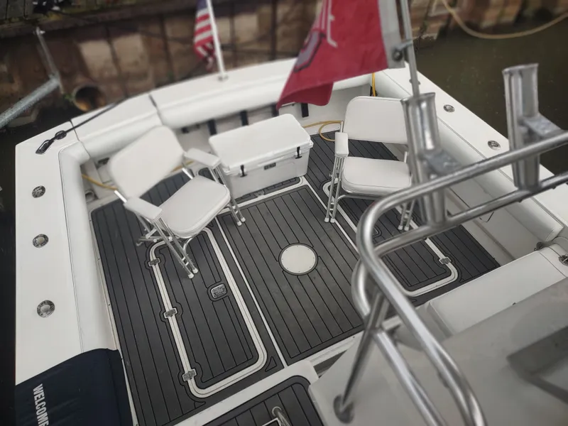 Slide: The Image of Blackfin 33 2000 - 1