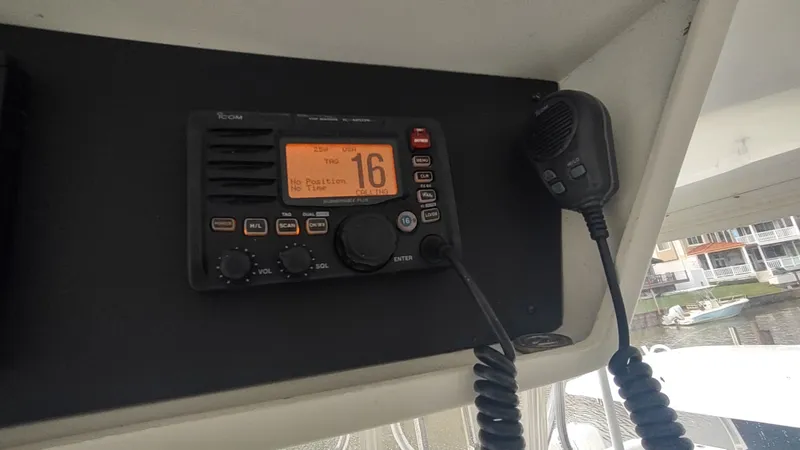 Slide: The Image of Blackfin 33 2000 - 23