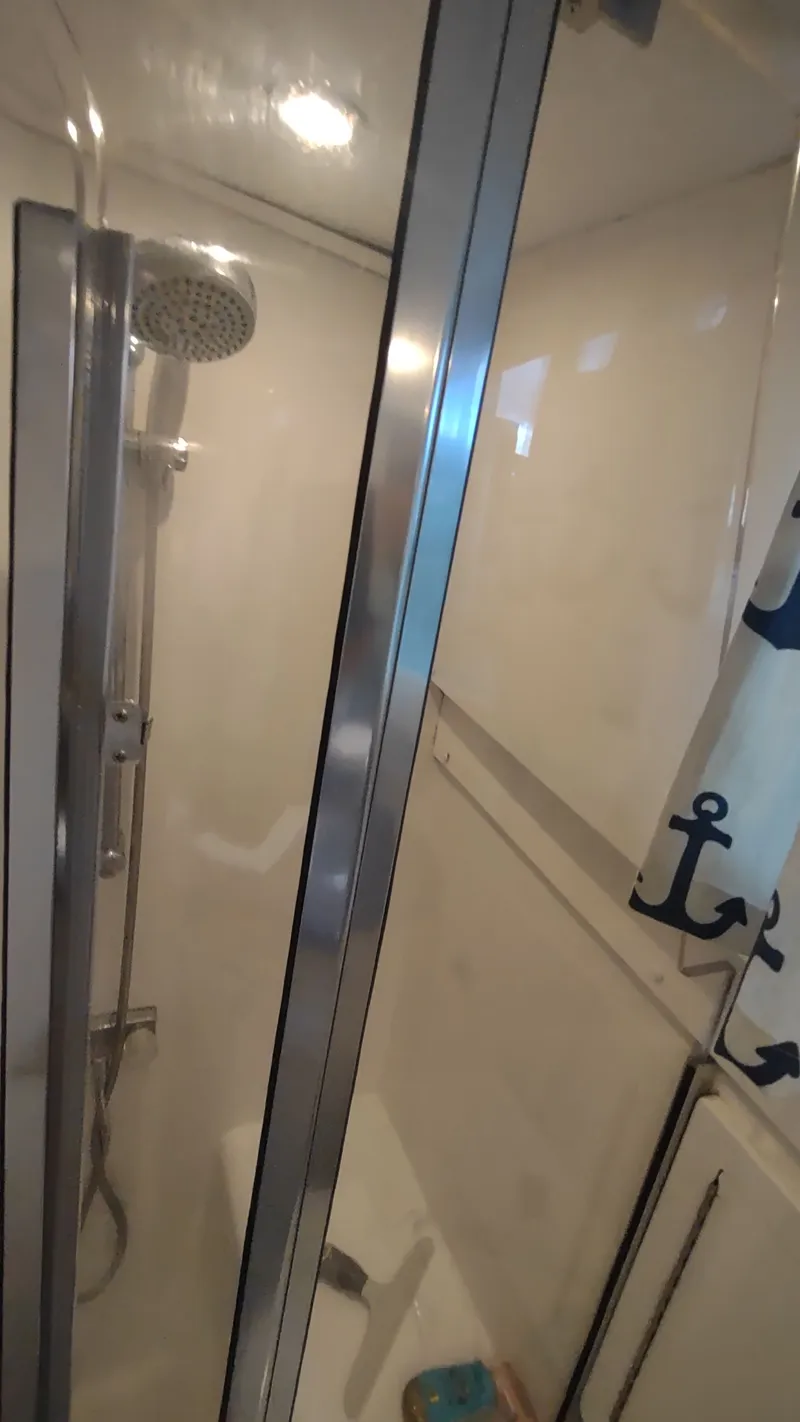 Slide: The Image of Blackfin 33 2000 - 36