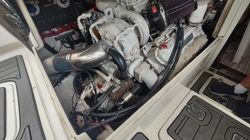 Slide: The Image of Blackfin 33 2000 - 50