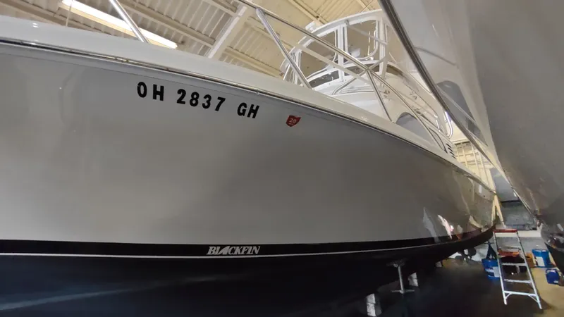 Slide: The Image of Blackfin 33 2000 - 59