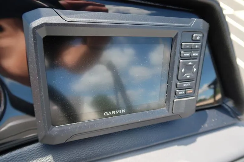 Slide: The Image of Garmin display on 2026 Bennington S Quad Bench 22 SSR boat dashboard. - 31