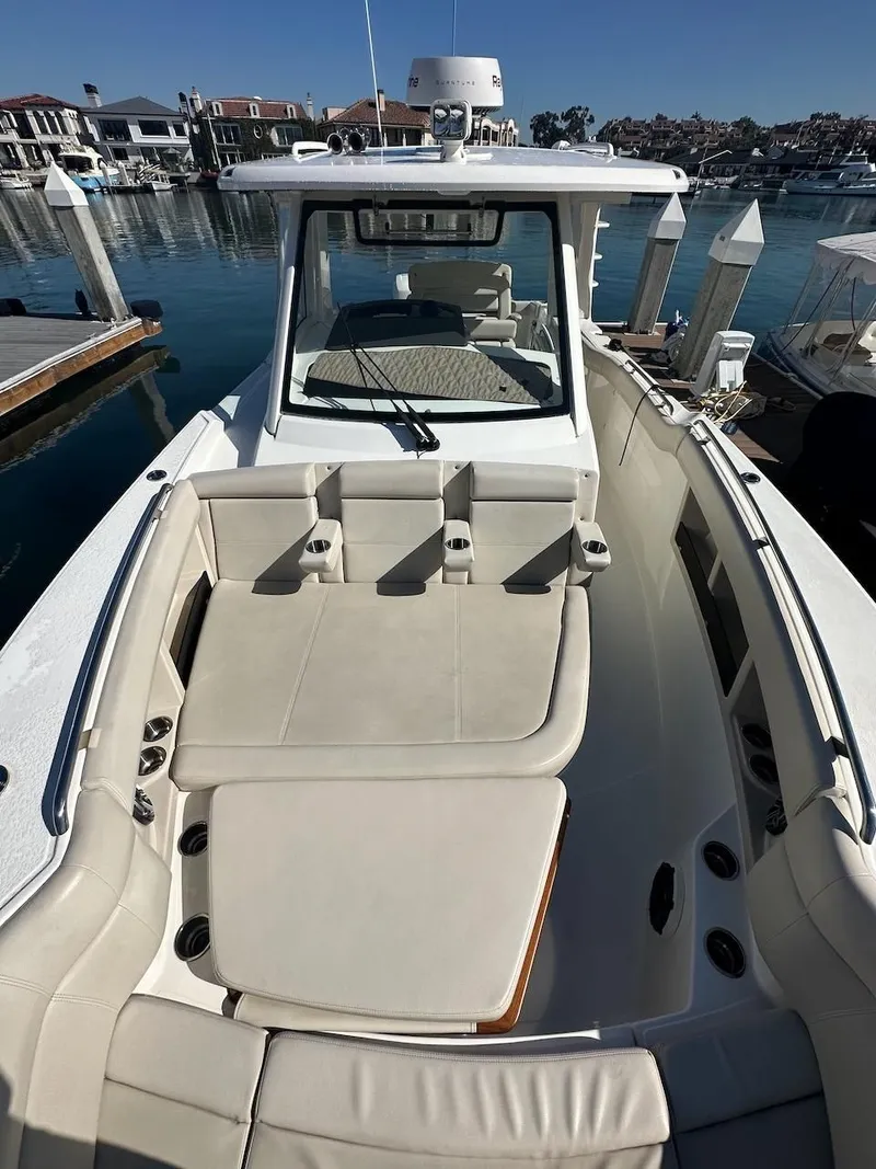 Slide: The Image of Boston Whaler 350 Realm 2019 - 63