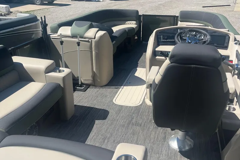 Slide: The Image of 2026 Avalon 25 LSZ Versatile Rear Lounger interior with luxurious seating and modern dashboard. - 3