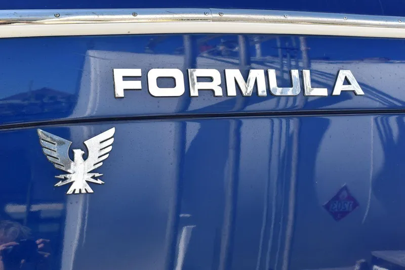 Slide: The Image of 2005 Formula 37 PC boat logo and emblem. - 5