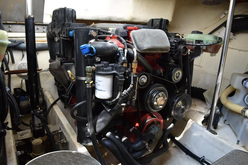 Slide: The Image of Formula 37 Performance Cruiser 2005 - 50