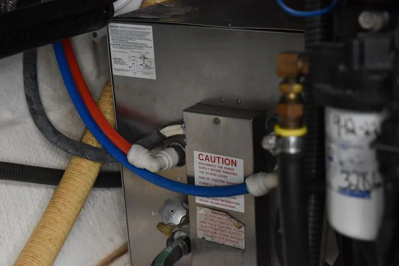 Slide: The Image of Formula 37 Performance Cruiser 2005 - 53