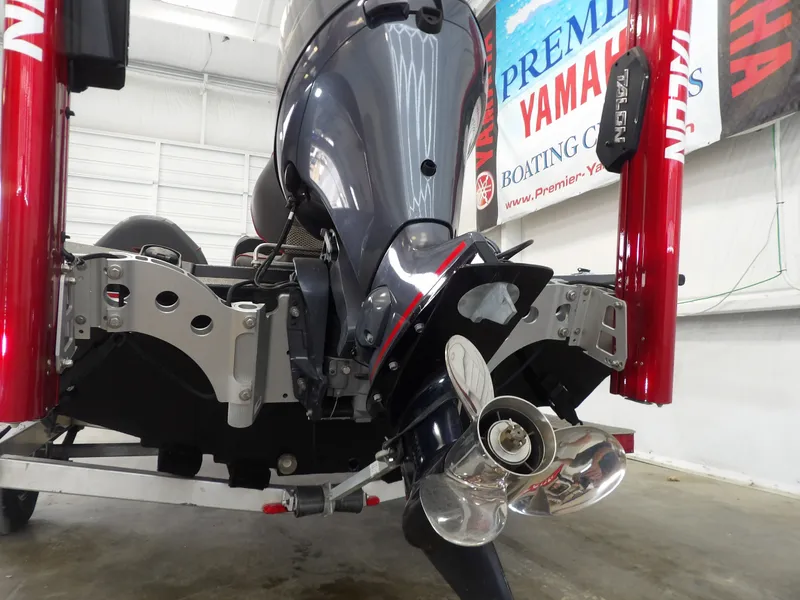 Slide: The Image of Xpress H17 2023 - 25