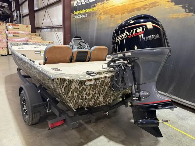 Slide: The Image of Avid Rogue 18 SC W/Yamaha 115 "SHO" 2026 - 5