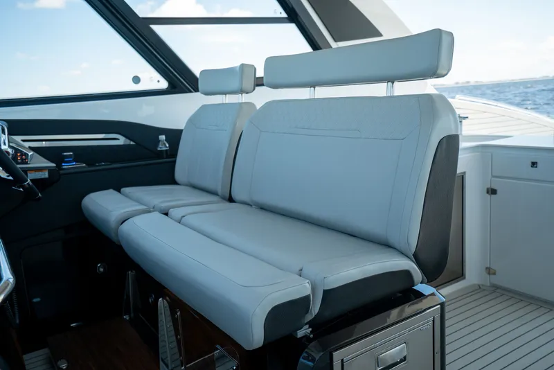 Slide: The Image of Cruisers 50 GLS 2026 - 18