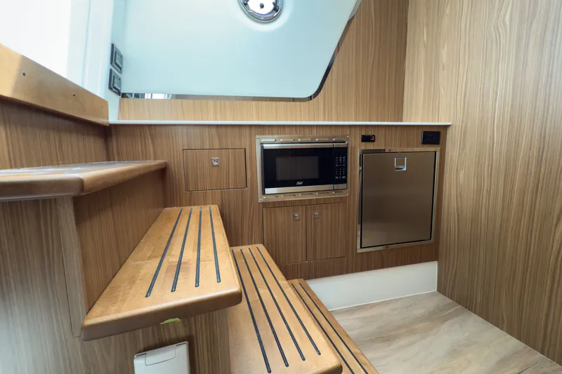 Slide: The Image of Cruisers 50 GLS 2026 - 25