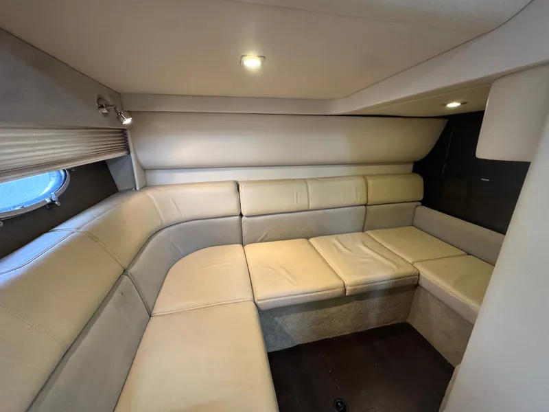 Slide: The Image of Formula 37 Performance Cruiser 2014 - 18