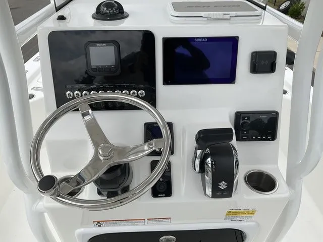 Slide: The Image of Sea Pro 230 Bay Boat 2026 - 8