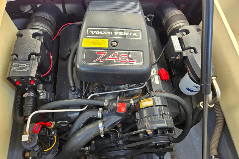 Slide: The Image of Volvo Penta 7.4GL engine in a 1995 Regal Commodore 258 boat. - 8