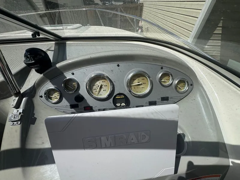 Slide: The Image of Bayliner Discovery 210 2007 - 15