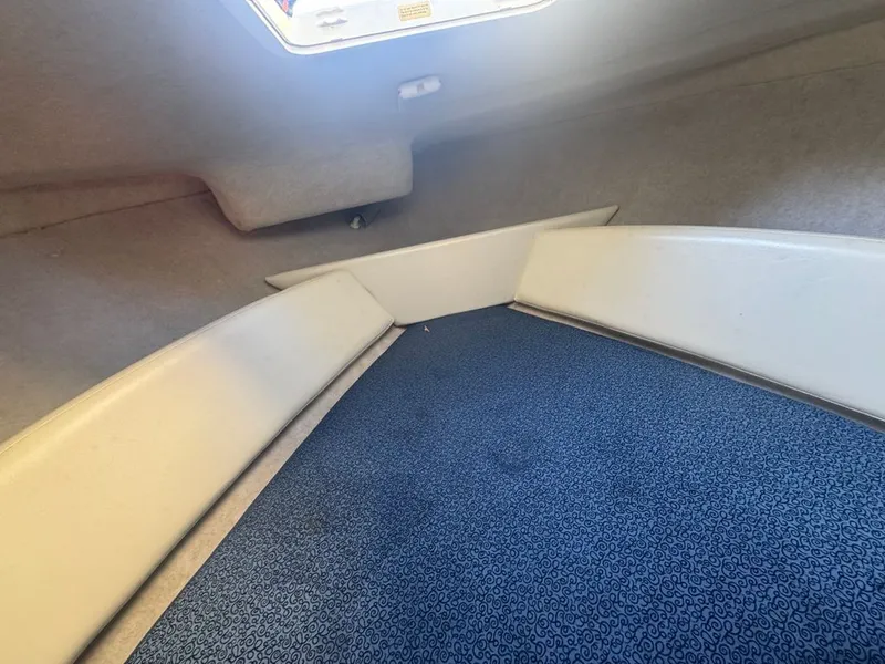 Slide: The Image of Bayliner Discovery 210 2007 - 25