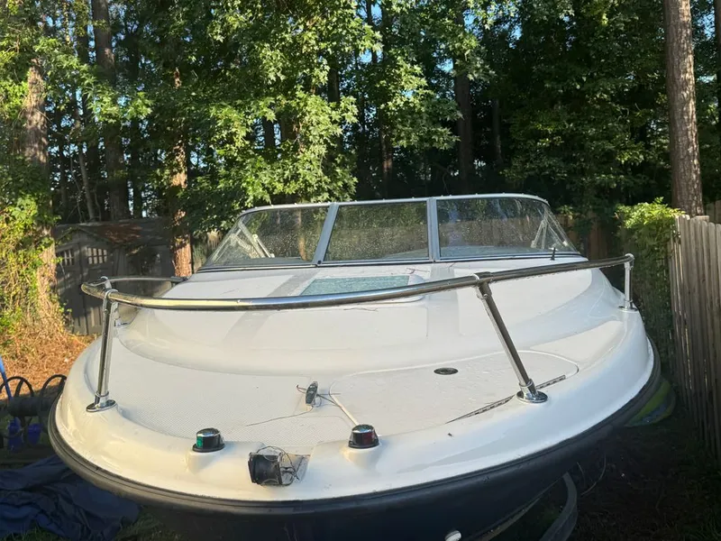 Slide: The Image of Bayliner Discovery 210 2007 - 5