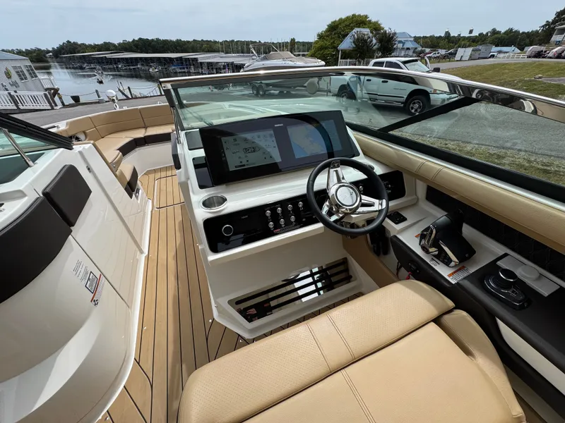 Slide: The Image of Sea Ray SLX 310 2022 - 56