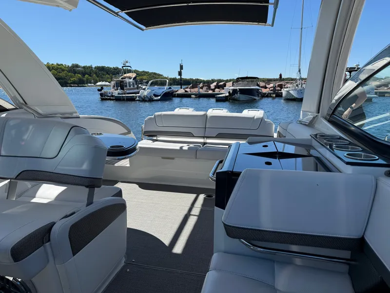 Slide: The Image of Formula 330 Crossover Bowrider 2018 - 19