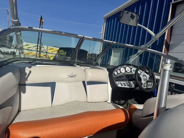 Slide: The Image of MasterCraft ProStar 197 2009 - 15