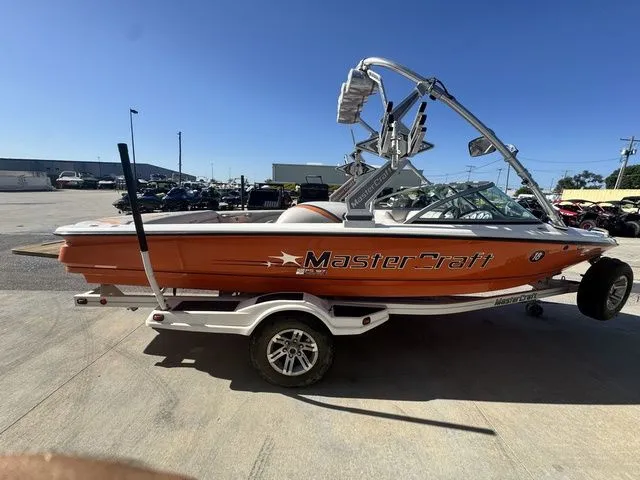 Slide: The Image of MasterCraft ProStar 197 2009 - 5