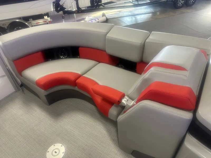 Slide: The Image of Berkshire STS Series 21CL STS 2025 - 11