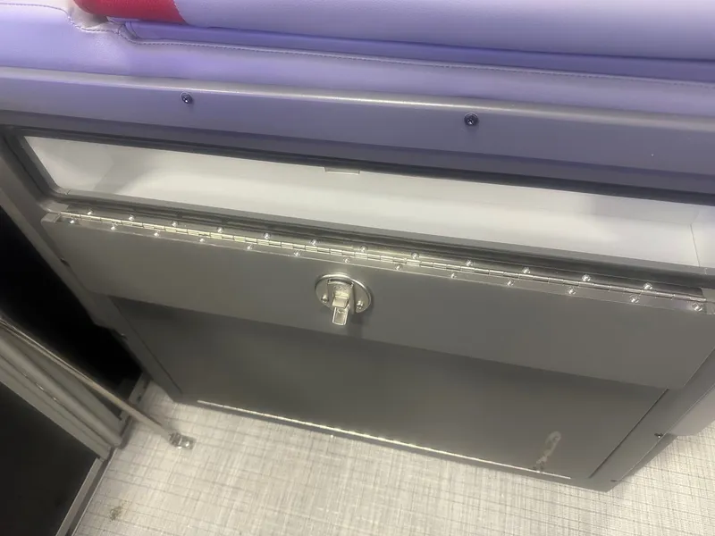 Slide: The Image of Berkshire STS Series 21CL STS 2025 - 19