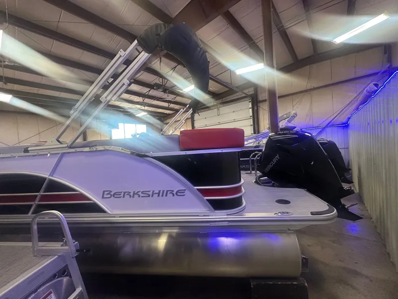 Slide: The Image of Berkshire STS Series 21CL STS 2025 - 26