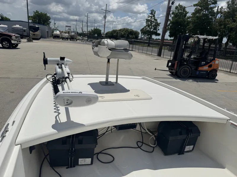 Slide: The Image of Mako Pro Skiff 17 CC 2018 - 11