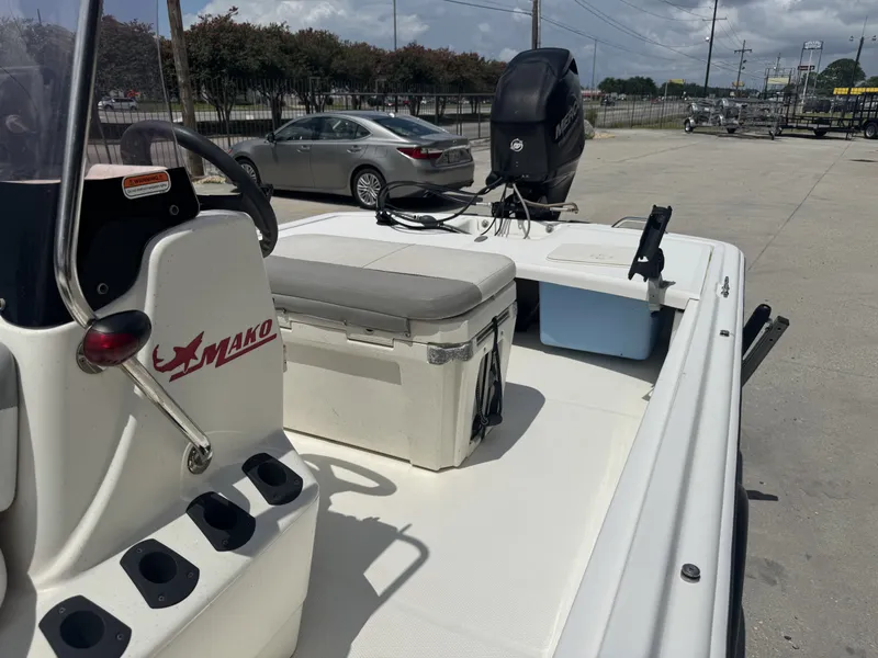 Slide: The Image of Mako Pro Skiff 17 CC 2018 - 12