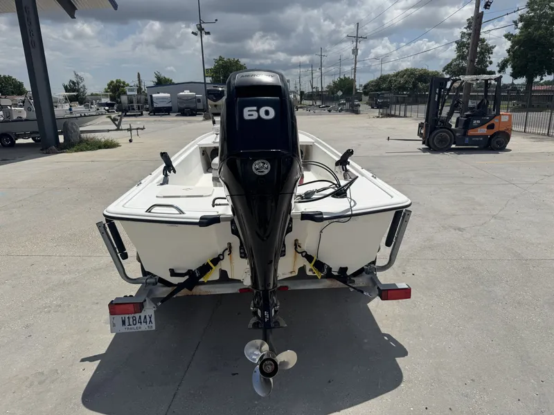 Slide: The Image of Mako Pro Skiff 17 CC 2018 - 6