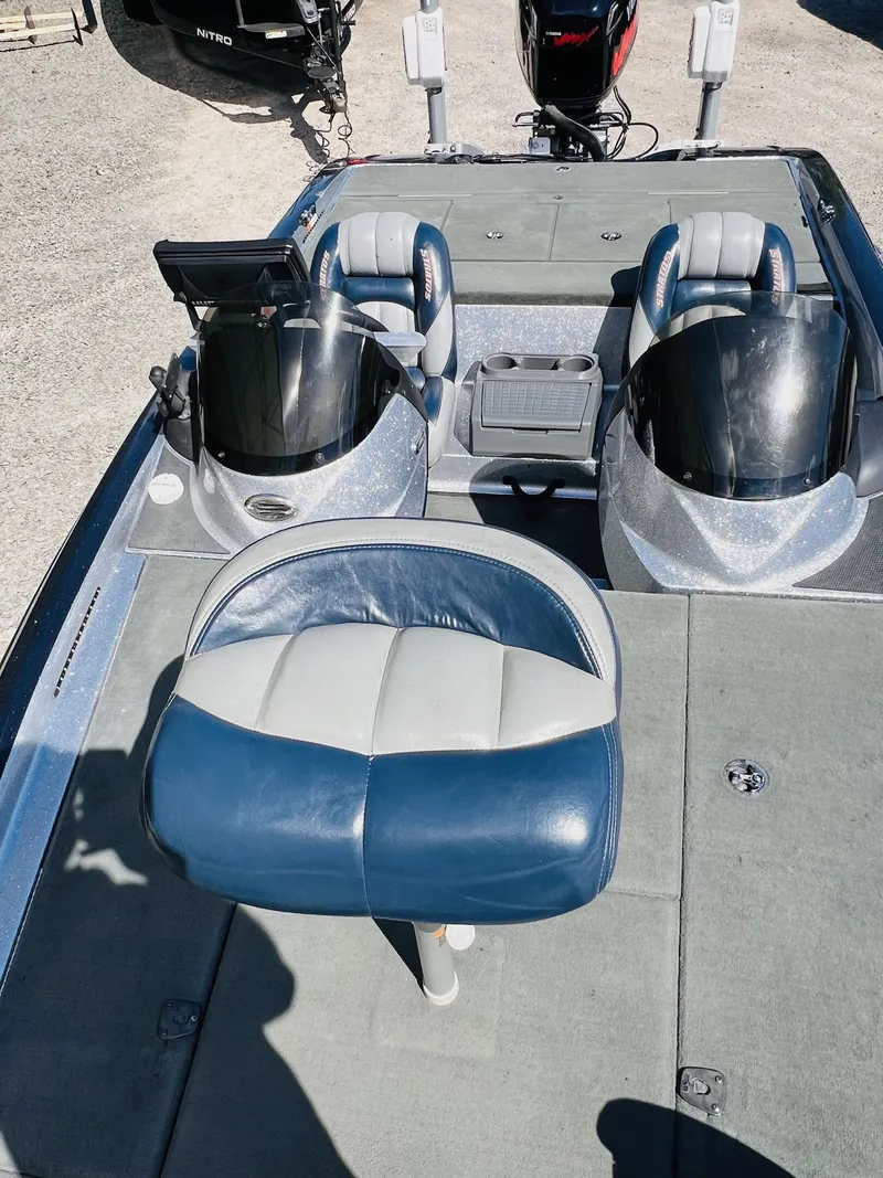 Slide: The Image of Stratos 285 XL 2009 - 18