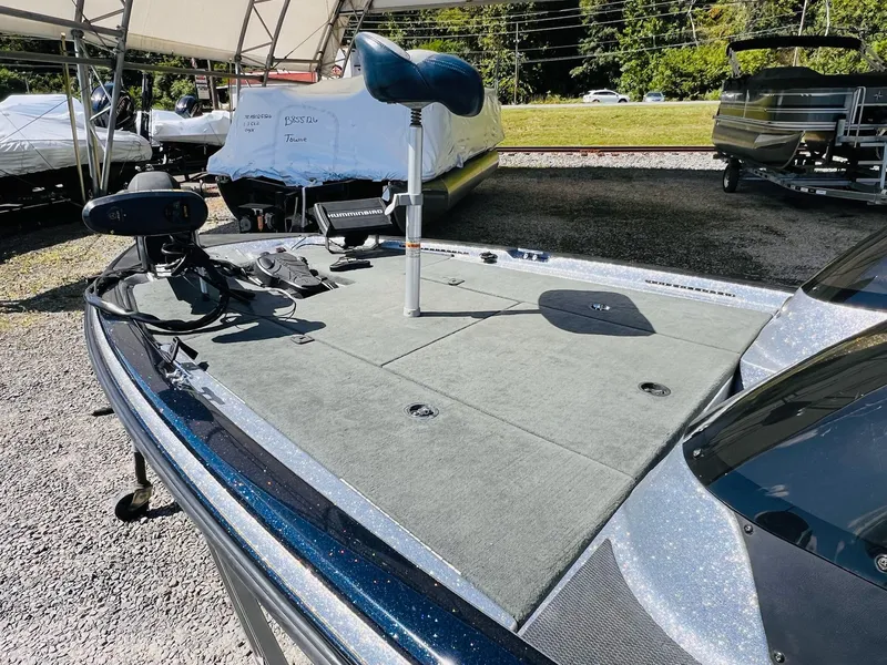 Slide: The Image of Stratos 285 XL 2009 - 30