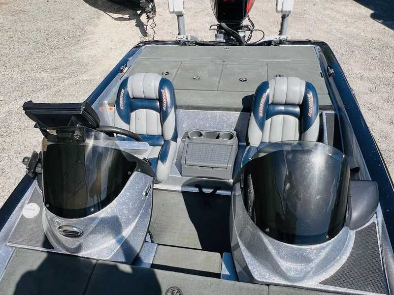 Slide: The Image of Stratos 285 XL 2009 - 37