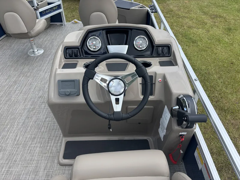 Slide: The Image of Ranger REATA CLASSIC SERIES 200F 2026 - 14