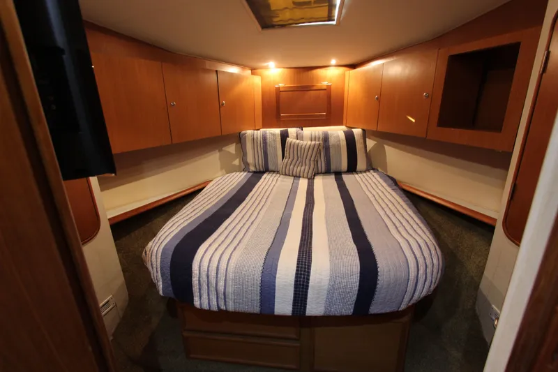 Slide: The Image of Ocean Yachts 48 Super Sport 2002 - 18