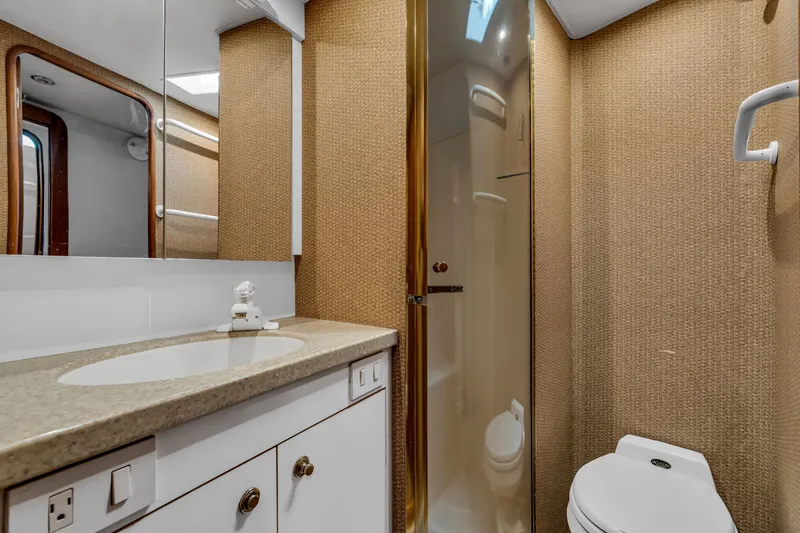 Slide: The Image of Ocean Yachts 48 Super Sport 2002 - 51