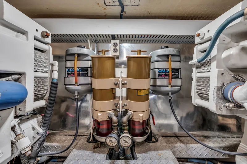 Slide: The Image of Ocean Yachts 48 Super Sport 2002 - 98