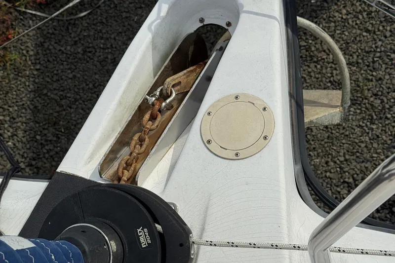 Slide: The Image of Close-up of 2008 Gemini 105Mc boat deck with anchor chain and winch. - 8