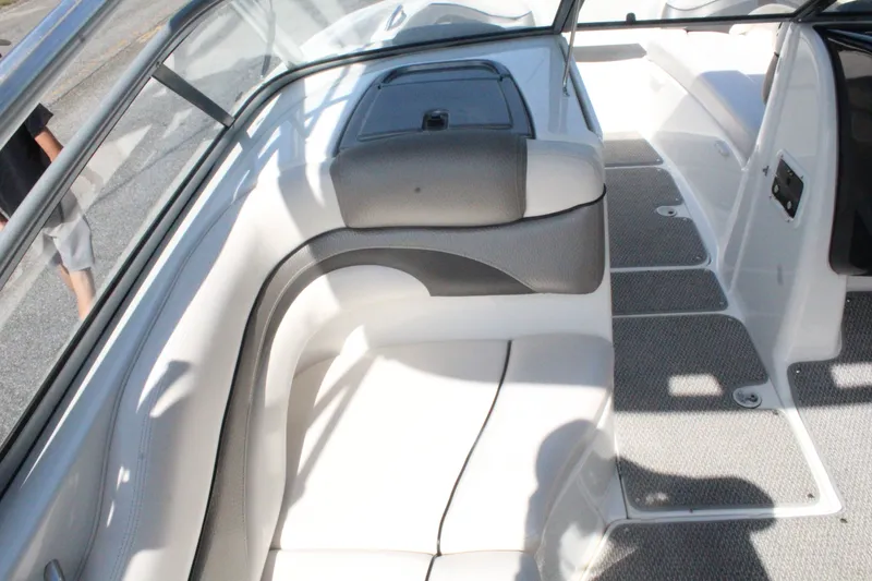 Slide: The Image of Yamaha 212X 2008 - 11