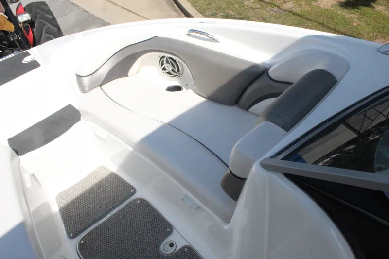 Slide: The Image of Yamaha 212X 2008 - 17