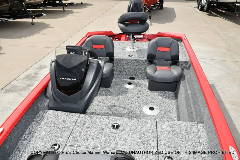 Slide: The Image of Tracker Pro Team 175 Crappie w/Woven Floors 2026 - 10