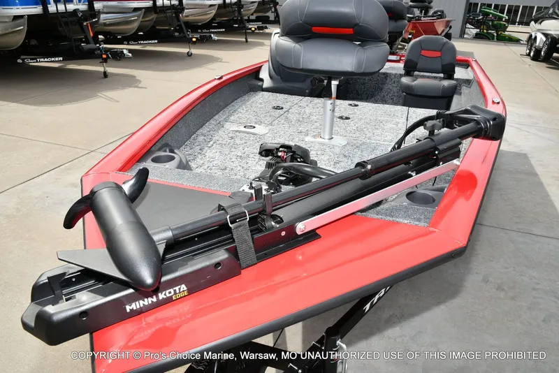 Slide: The Image of Tracker Pro Team 175 Crappie w/Woven Floors 2026 - 23