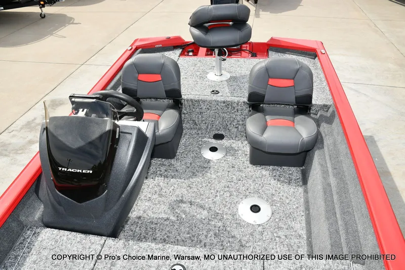 Slide: The Image of Tracker Pro Team 175 Crappie w/Woven Floors 2026 - 40