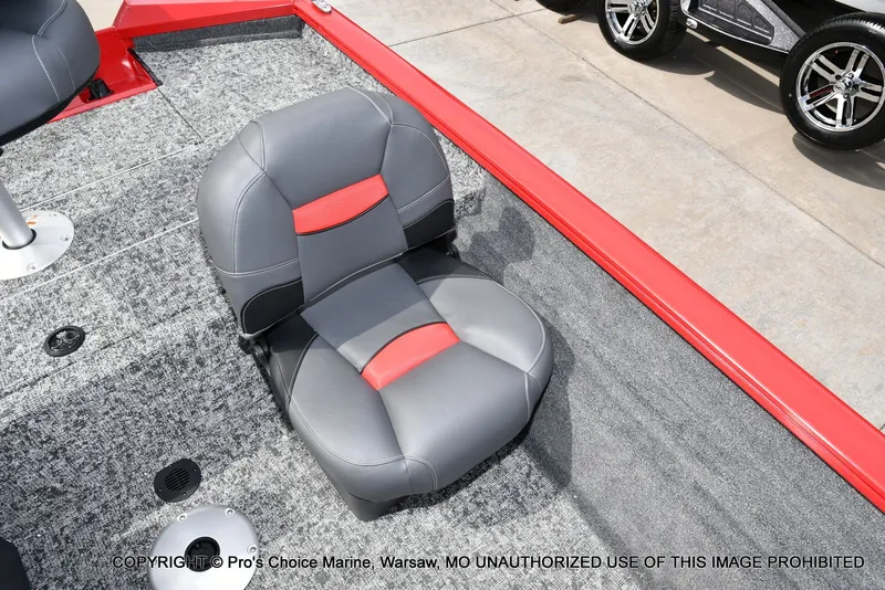 Slide: The Image of Tracker Pro Team 175 Crappie w/Woven Floors 2026 - 43