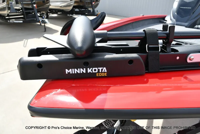 Slide: The Image of Tracker Pro Team 175 2026 - 23