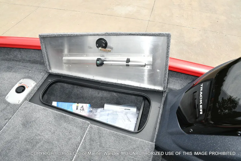 Slide: The Image of Tracker Pro Team 175 Crappie Edition w/75HP 2026 - 52